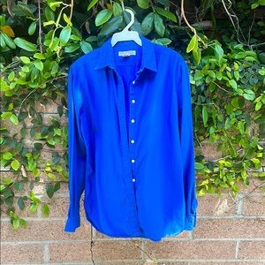 Woman’s Vintage 90’s Calvin Klein Blue Button-Up Shirt Summer/Spring Retro